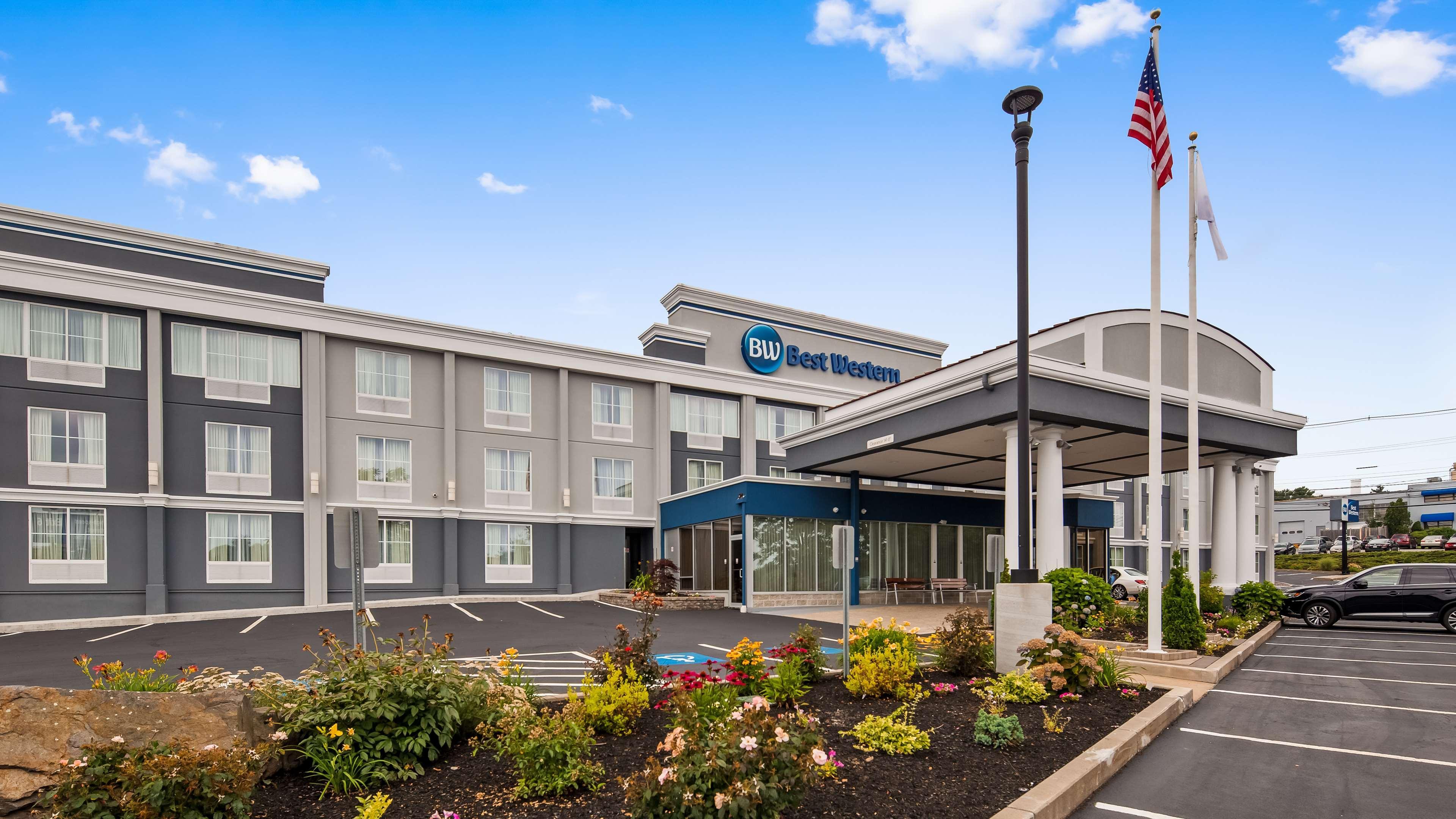 Best Western Plus Hanes Mall Winston-Salem Bagian luar foto