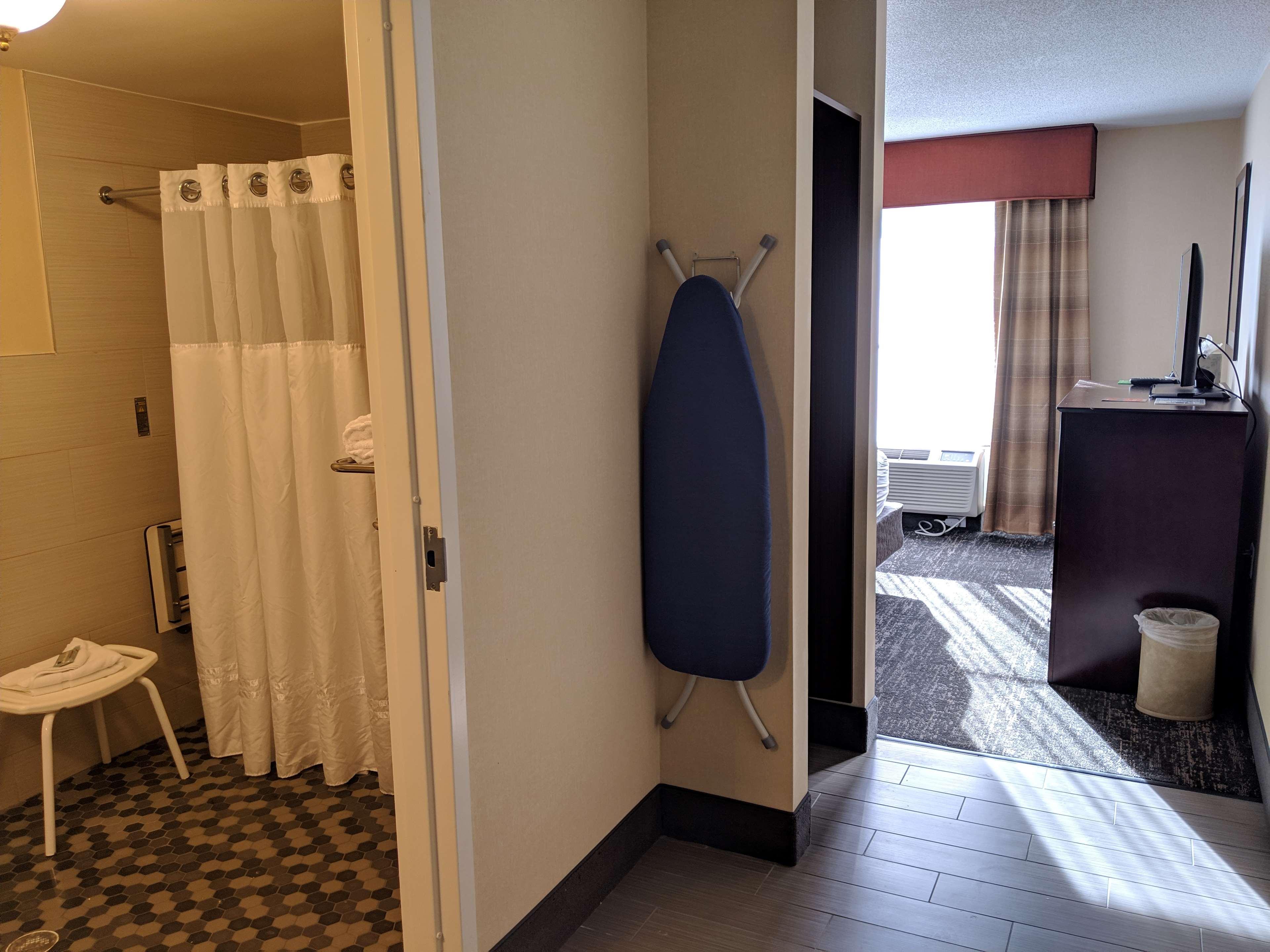 Best Western Plus Hanes Mall Winston-Salem Bagian luar foto