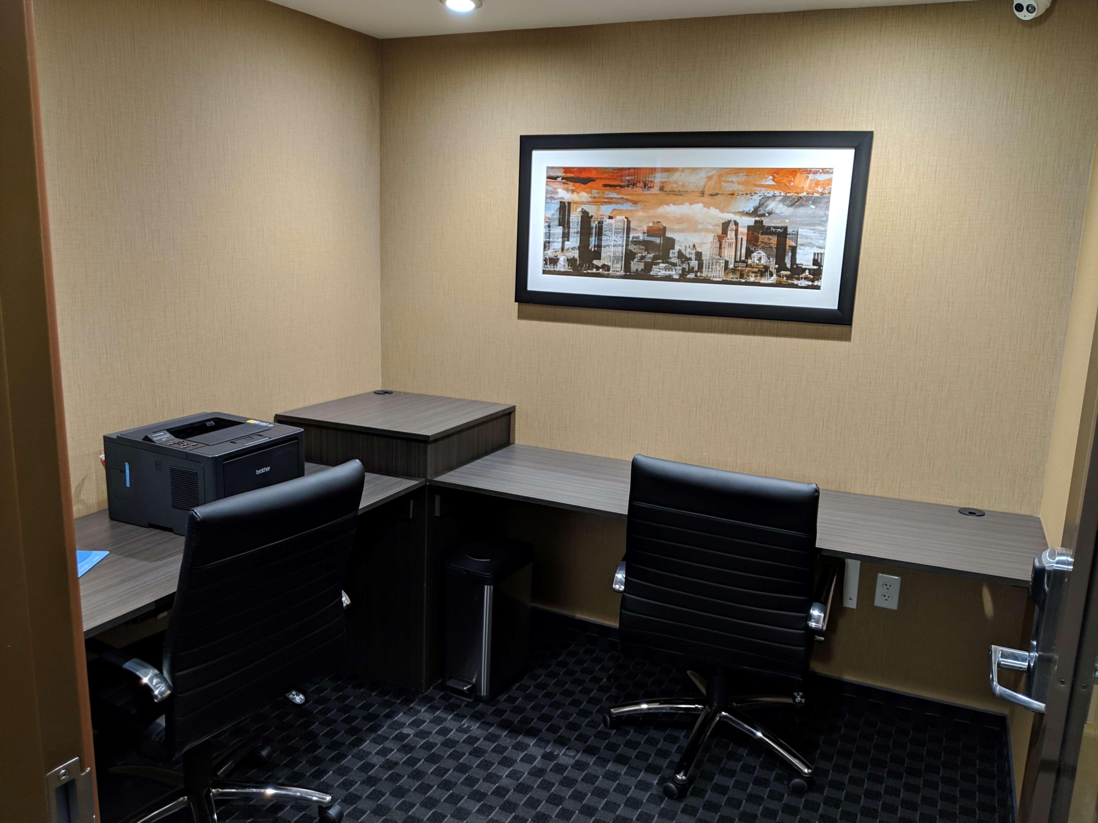 Best Western Plus Hanes Mall Winston-Salem Bagian luar foto