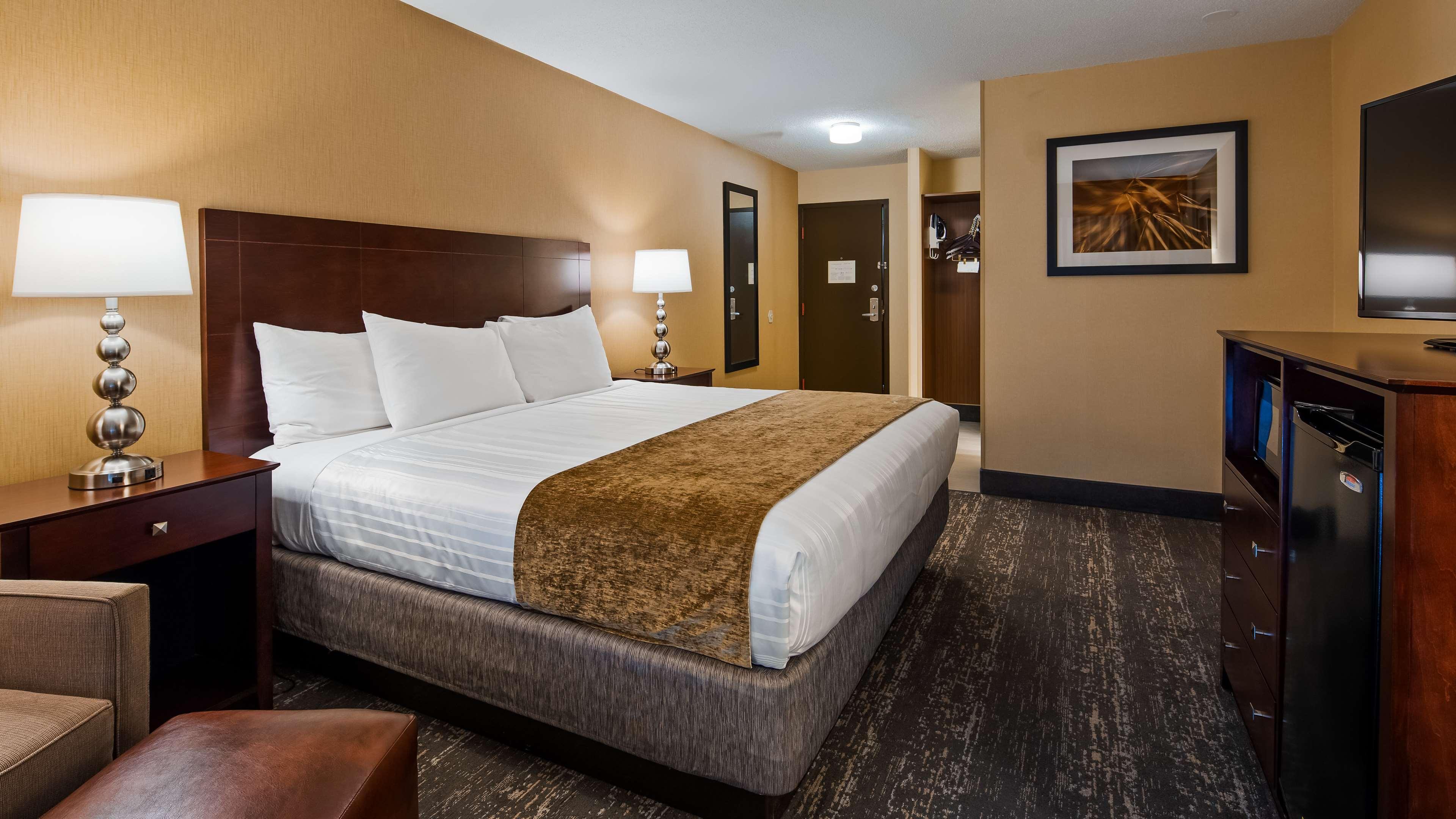 Best Western Plus Hanes Mall Winston-Salem Bagian luar foto