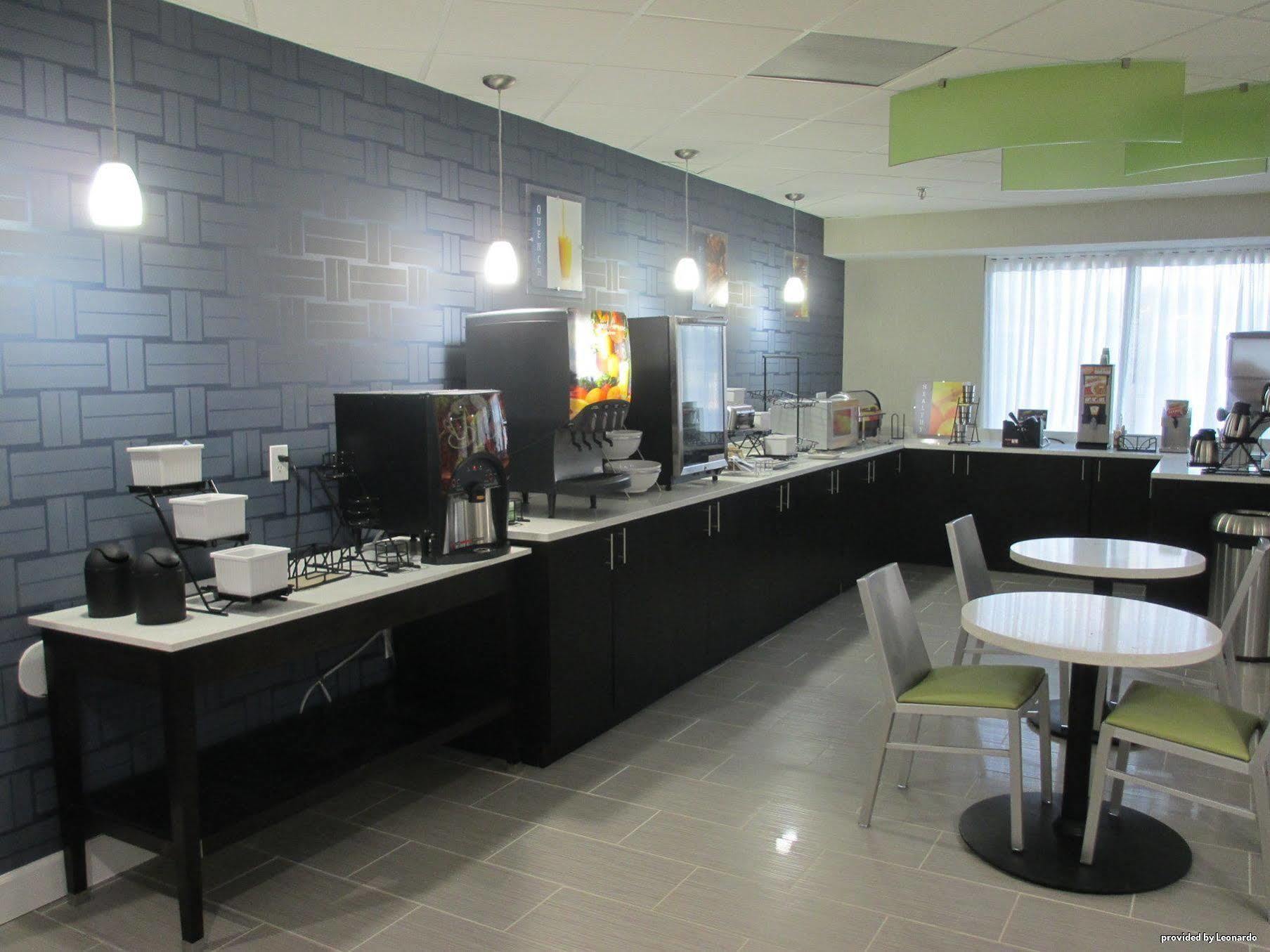 Best Western Plus Hanes Mall Winston-Salem Bagian luar foto